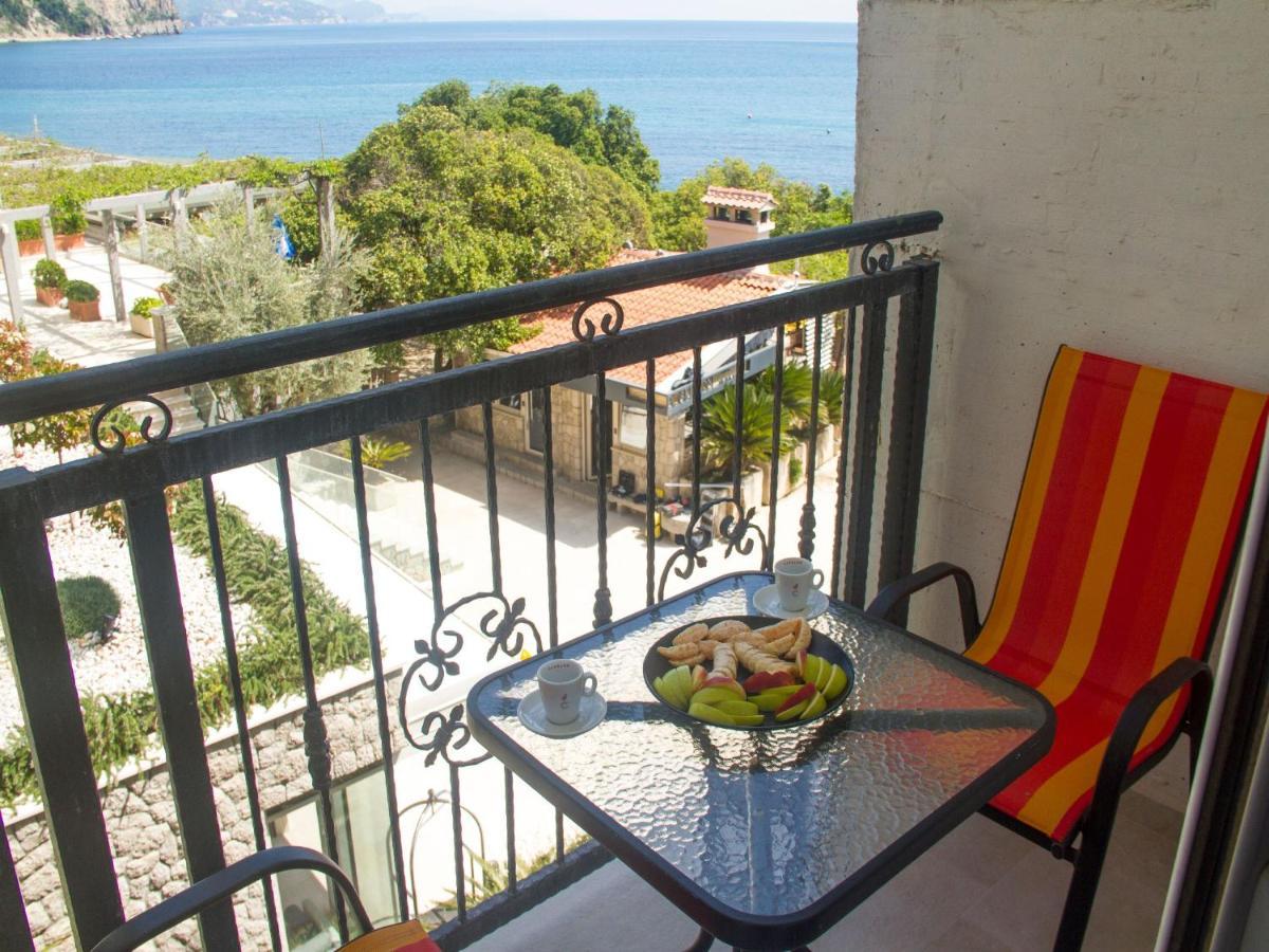 Beachfront Hotel Palma - Jaz Budva Exterior photo