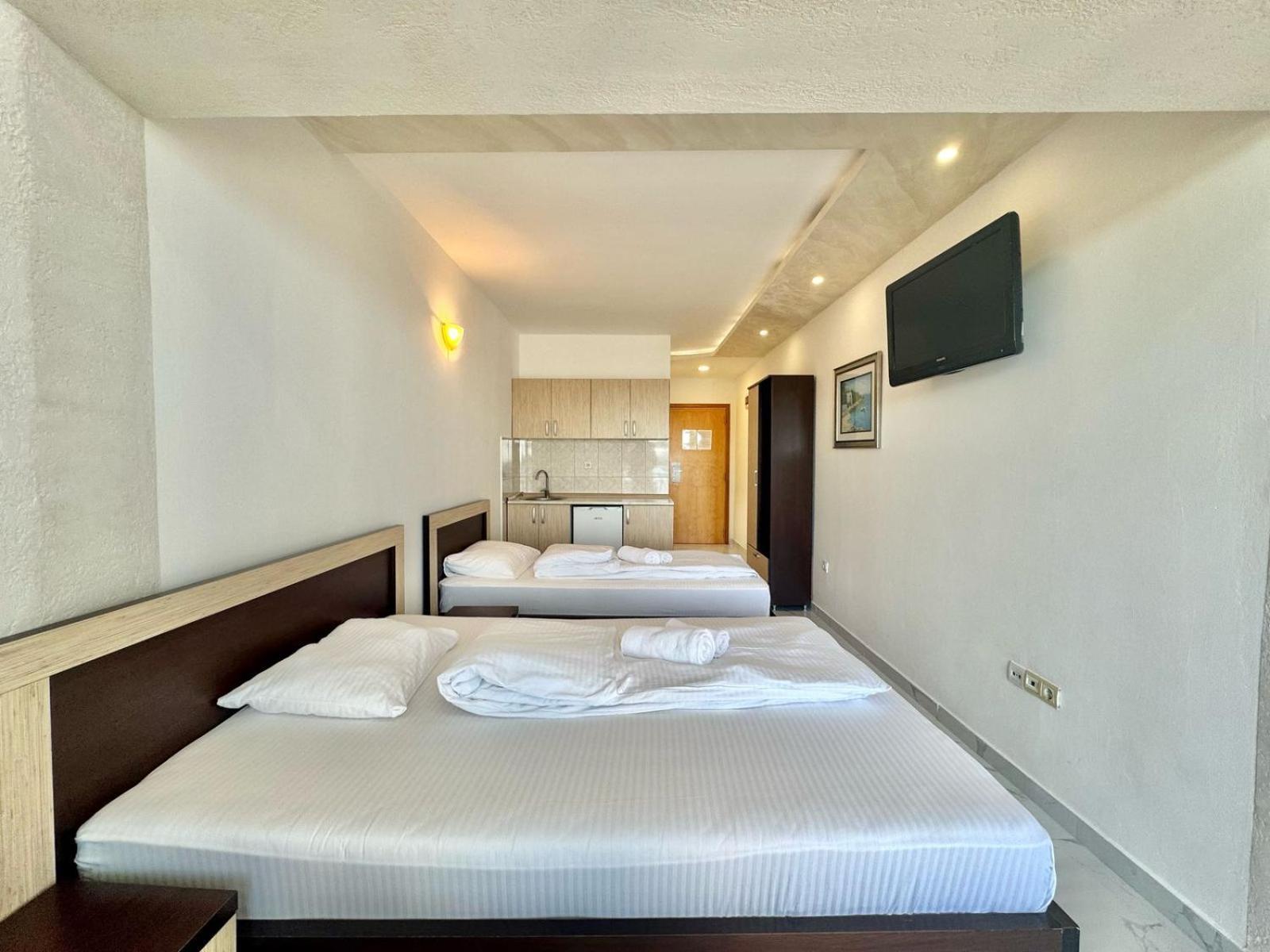 Beachfront Hotel Palma - Jaz Budva Exterior photo