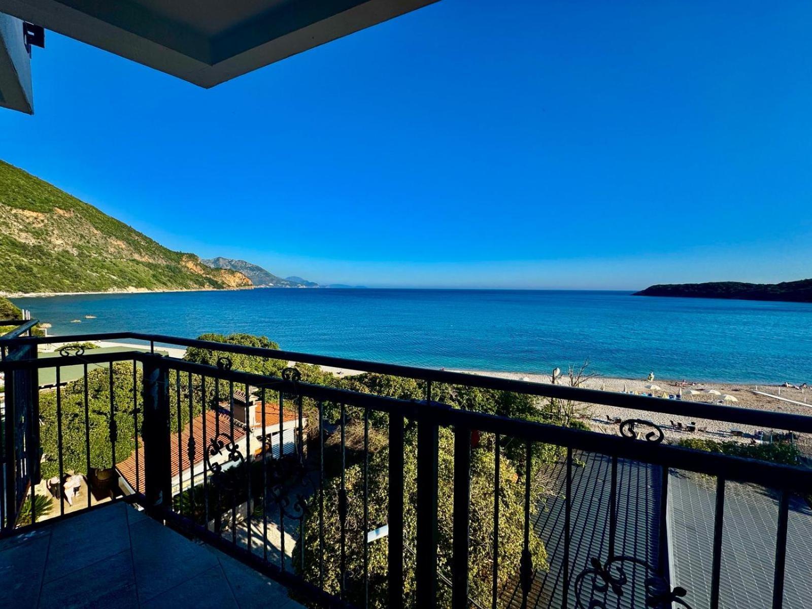 Beachfront Hotel Palma - Jaz Budva Exterior photo