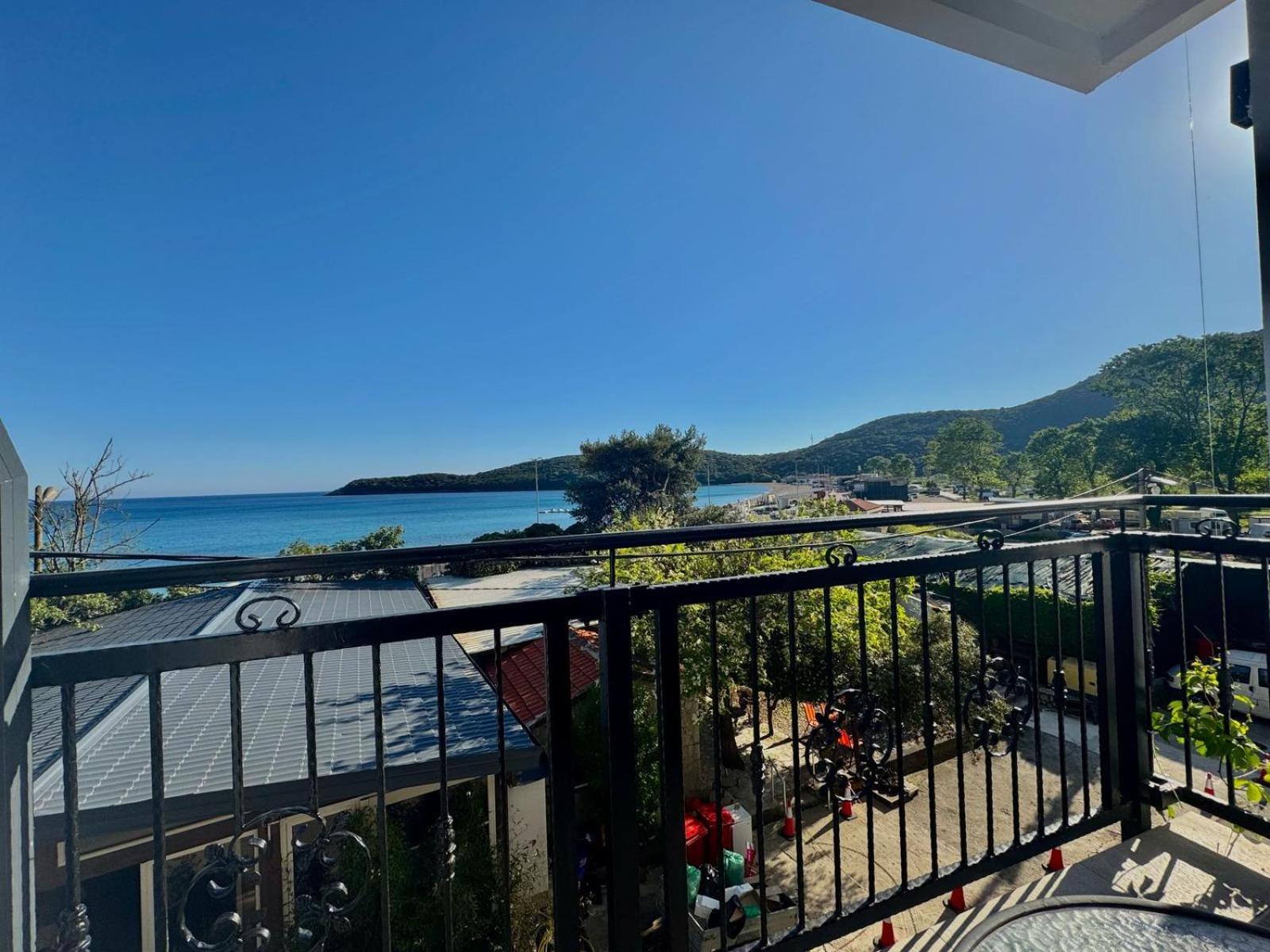 Beachfront Hotel Palma - Jaz Budva Exterior photo